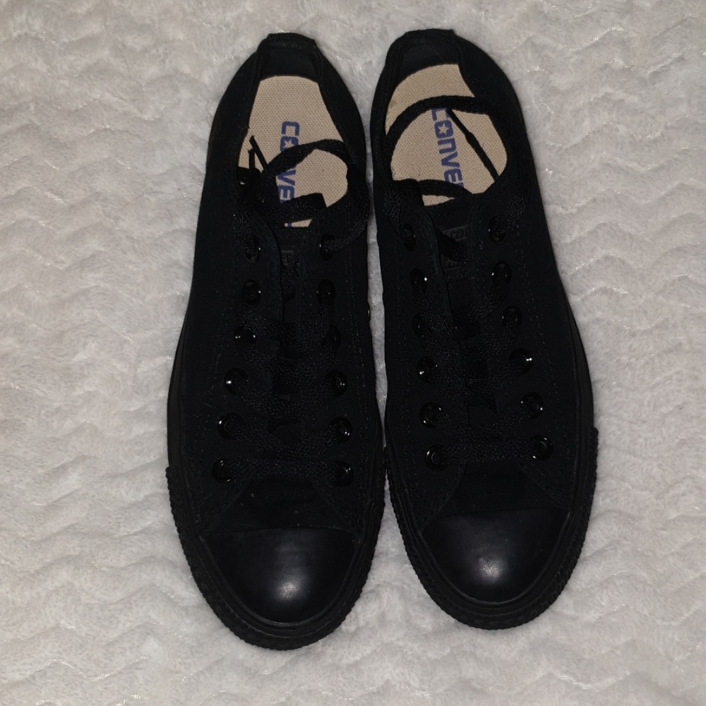 Black Converse